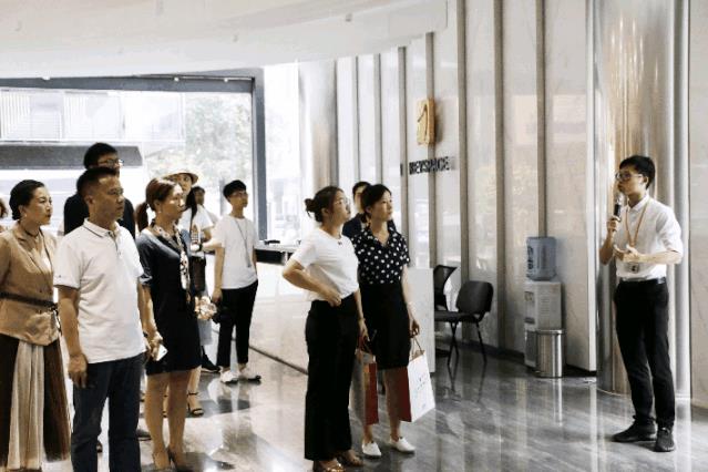 微信图片_20190806094130.gif