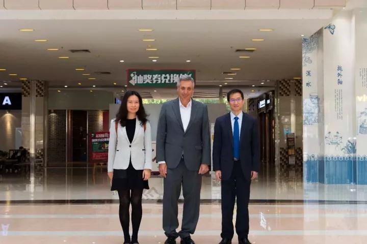 意大利陶瓷工业联盟秘书长Armando Cafiero先生到访中国陶瓷城与中国陶瓷总部